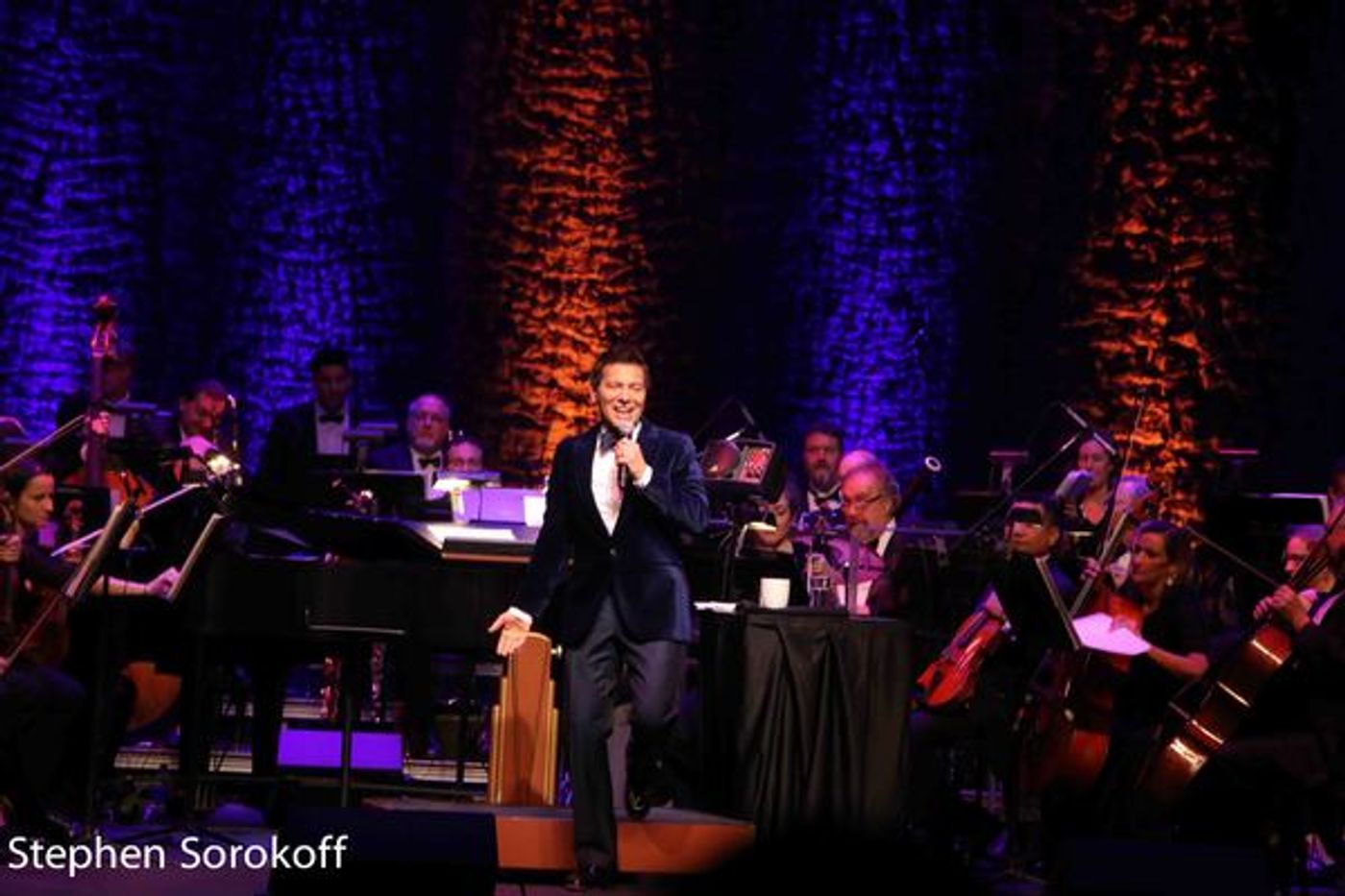 Photo Coverage: Michael Feinstein, The Kravis Center Pops Orchestra & Steve Tyrell Honor Jack Jones Photo Coverage: Michael Feinstein, The Kravis Center Pops Orchestra & Steve Tyrell Honor Jack Jones Image