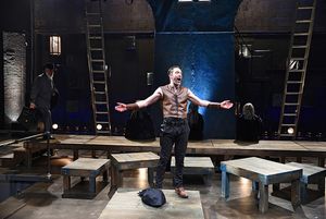 Alexander Platt as MacDuff Photo
