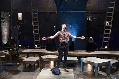 Alexander Platt as MacDuff Photo
