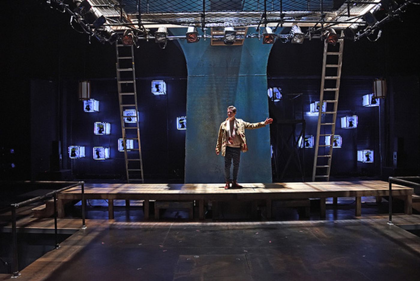 Photo Flash: Trinity Repertory Company Presents MACBETH  Image