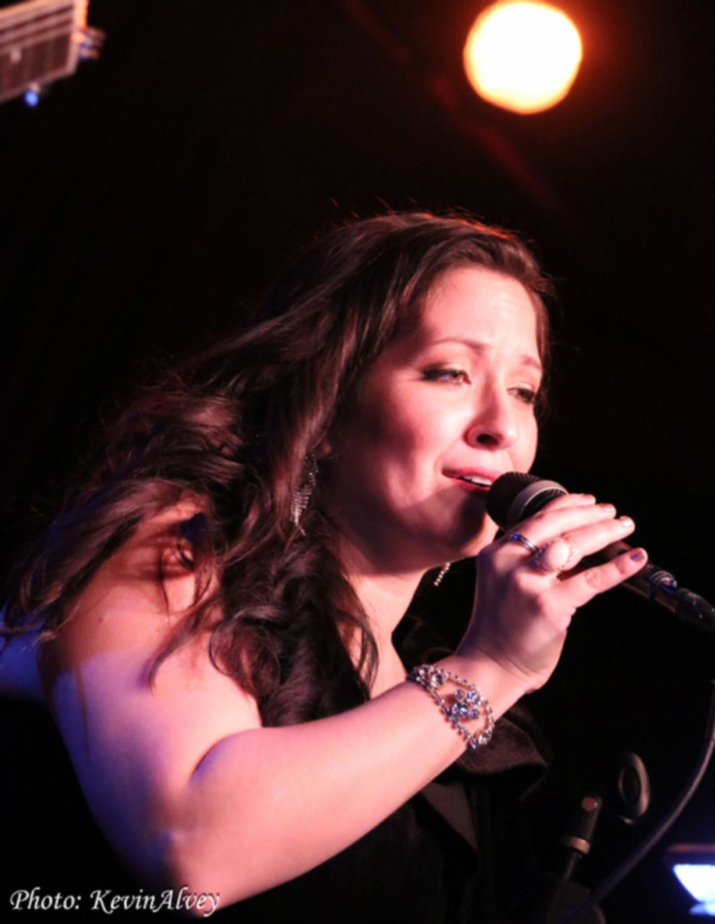 Photo Flash: Jazz Vocalist Nicole Zuraitis and the MusicTalks Jazz Quartet Come to Birdland  Image