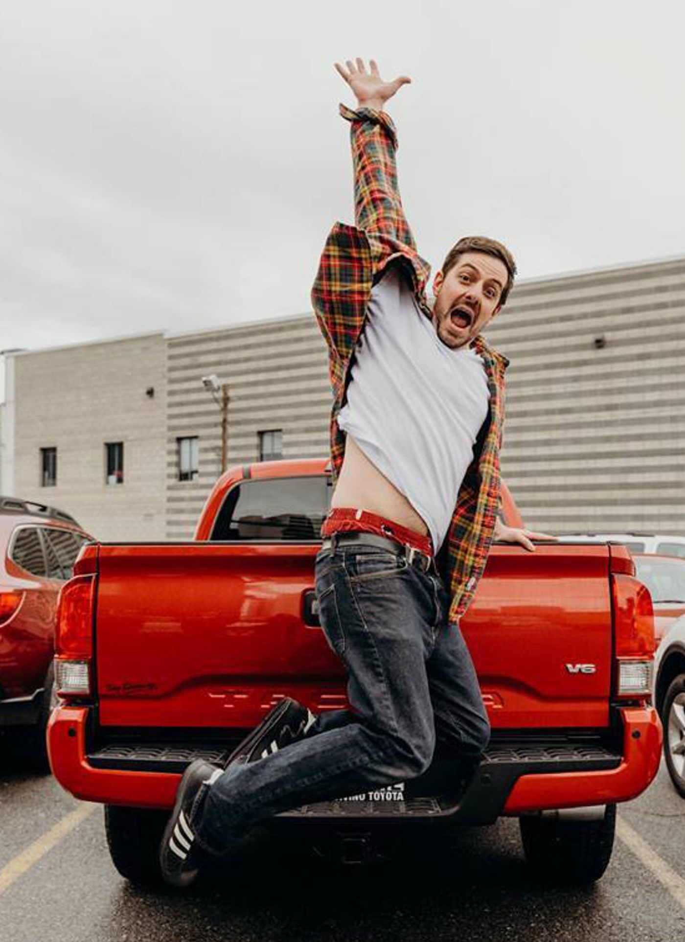 BWW Previews: The Quirky, Obscure HANDS ON A HARDBODY Premieres at Wasatch Theatre Company  Image