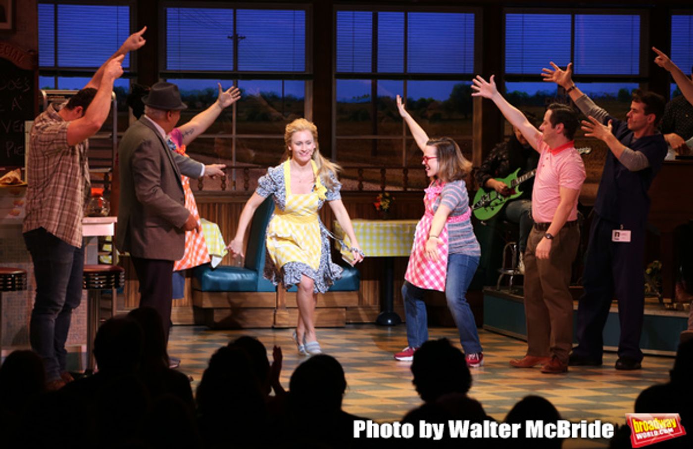 Photo Coverage: Joey McIntyre Takes His First Bows in WAITRESS Photo Coverage: Joey McIntyre Takes His First Bows in WAITRESS Image