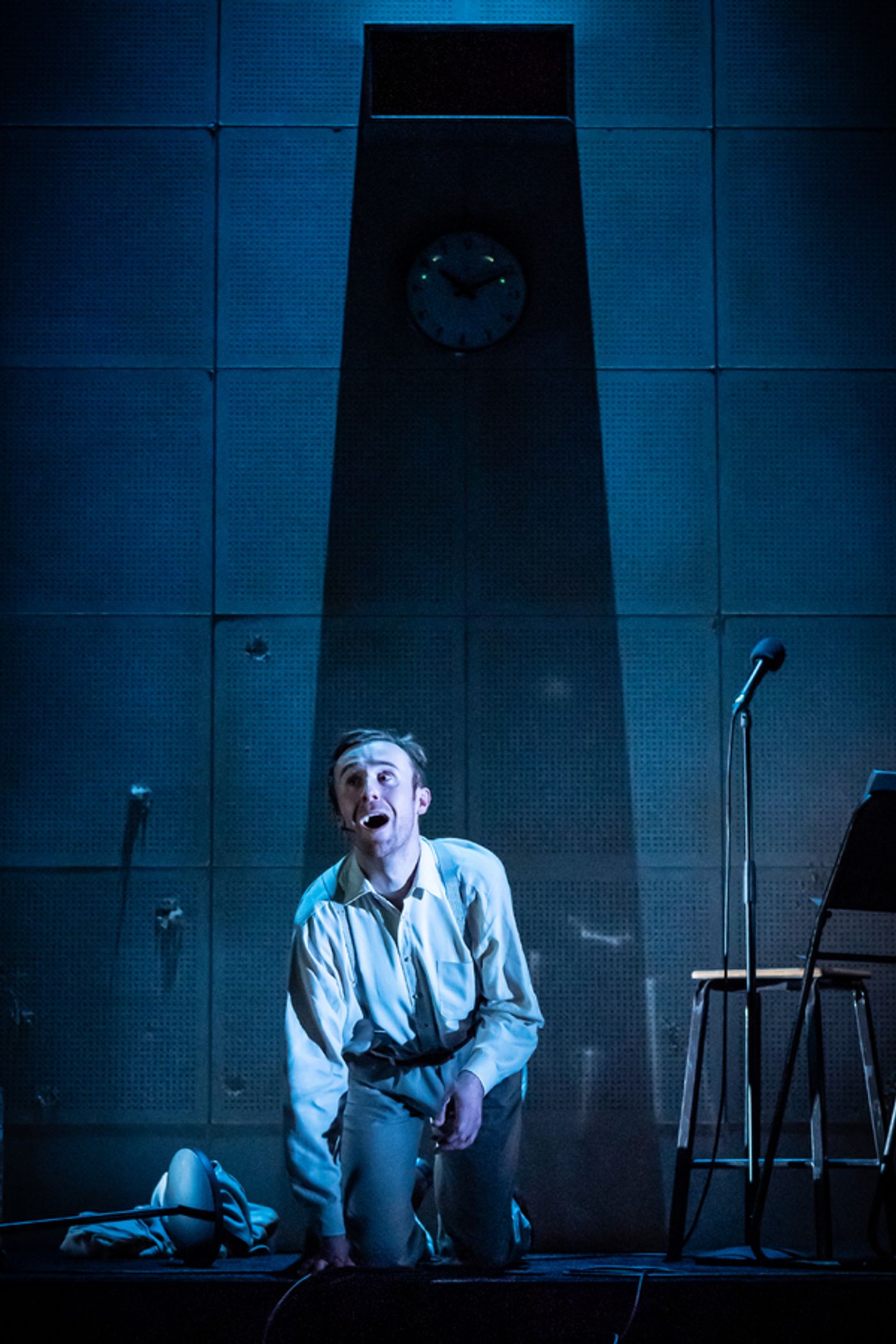 Photo Flash: First Look at Martin Freeman, Danny Dyer & Cast In PINTER SEVEN  Image