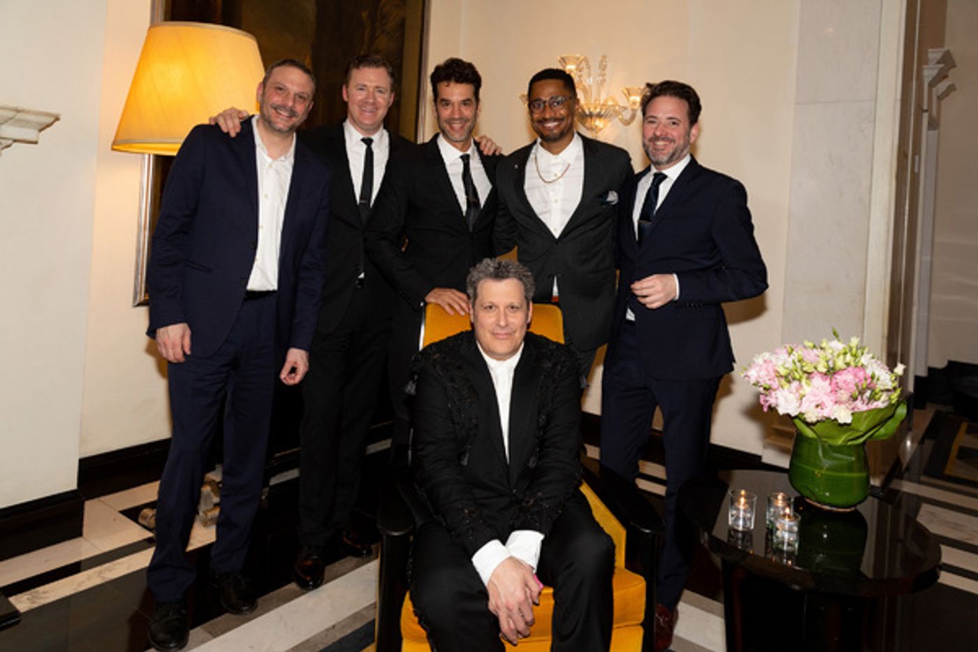 Photo Flash: Isaac Mizrahi Performs at Cafe Carlyle  Image