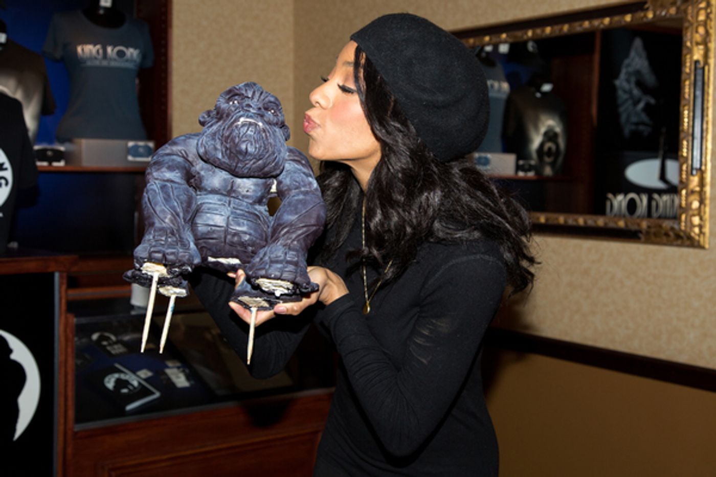 Photo Coverage: KING KONG Celebrates 100 Performances on Broadway!  Image