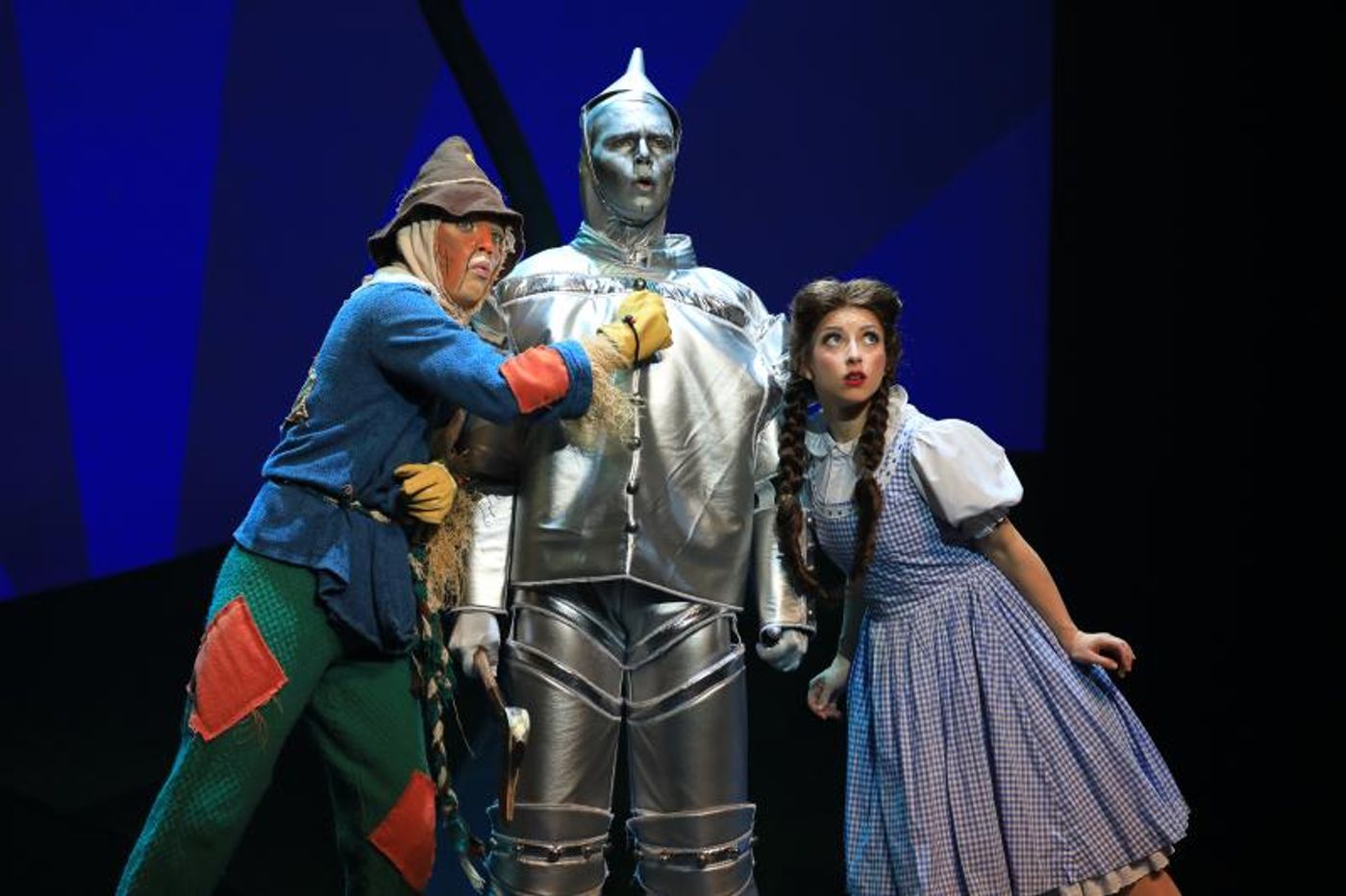 Review: The WIZARD OF OZ at Tennessee Performing Arts Center Dazzles Audiences with Singing! and Dancing! and FUN! OH MY!  Image