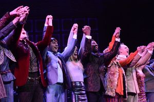 Bryan Fenkart, Conor Ryan, Jonny Amies, Erika Olson, Kyle Taylor Parker, Jen Perry and the cast @ BroadwayWorld Bryan Fenkart, Conor Ryan, Jonny Amies, Erika Olson, Kyle Taylor Parker, Jen Perry an Photo