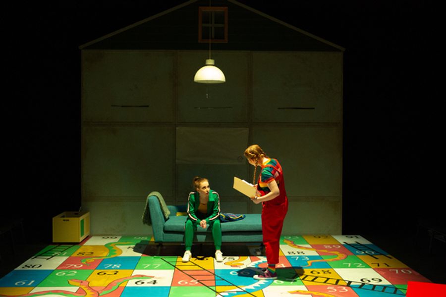 Photo Flash: First Look at nis Nua's American Premiere of BOX CLEVER Image