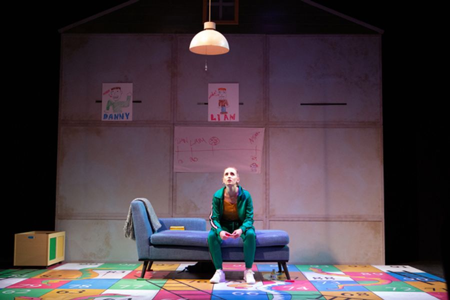 Photo Flash: First Look at nis Nua's American Premiere of BOX CLEVER Image
