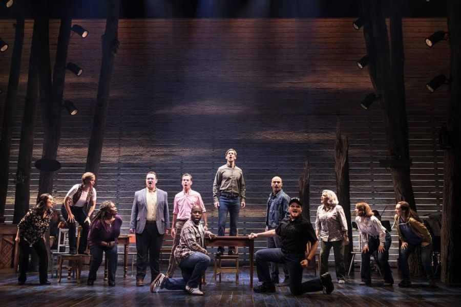 Review: Heartfelt COME FROM AWAY Exudes the Best of Humanity at OC's Segerstrom Center Image