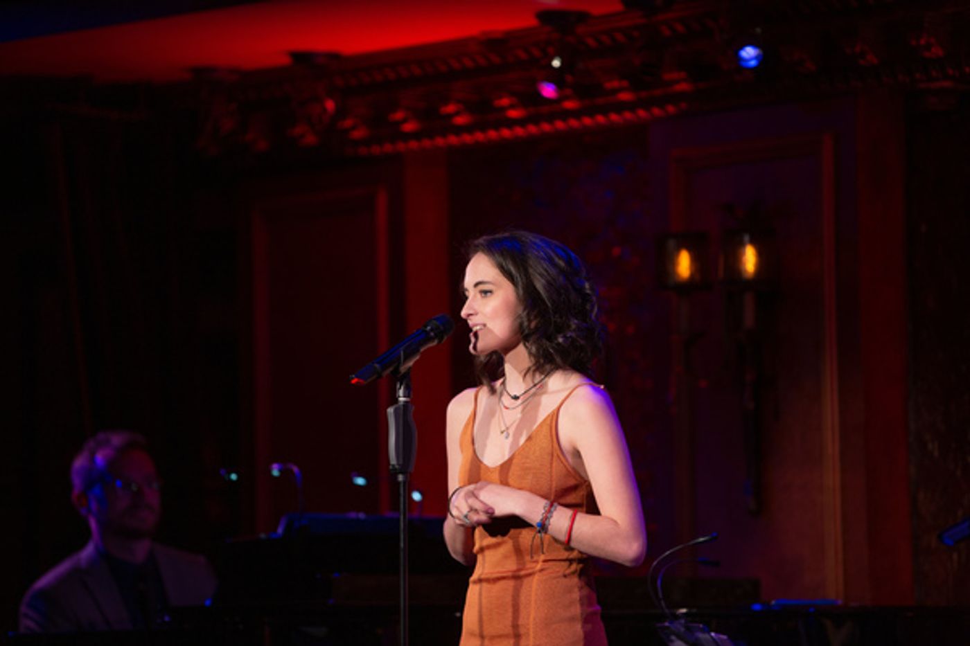 Photo Coverage: Laura Benanti, Michael Park, Teal Wicks, and More Perform to Benefit Immigrant Families at 54 Below  Image