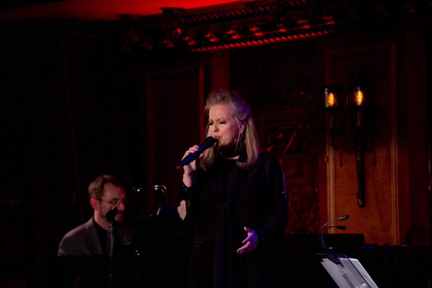 Photo Coverage: Laura Benanti, Michael Park, Teal Wicks, and More Perform to Benefit Immigrant Families at 54 Below  Image