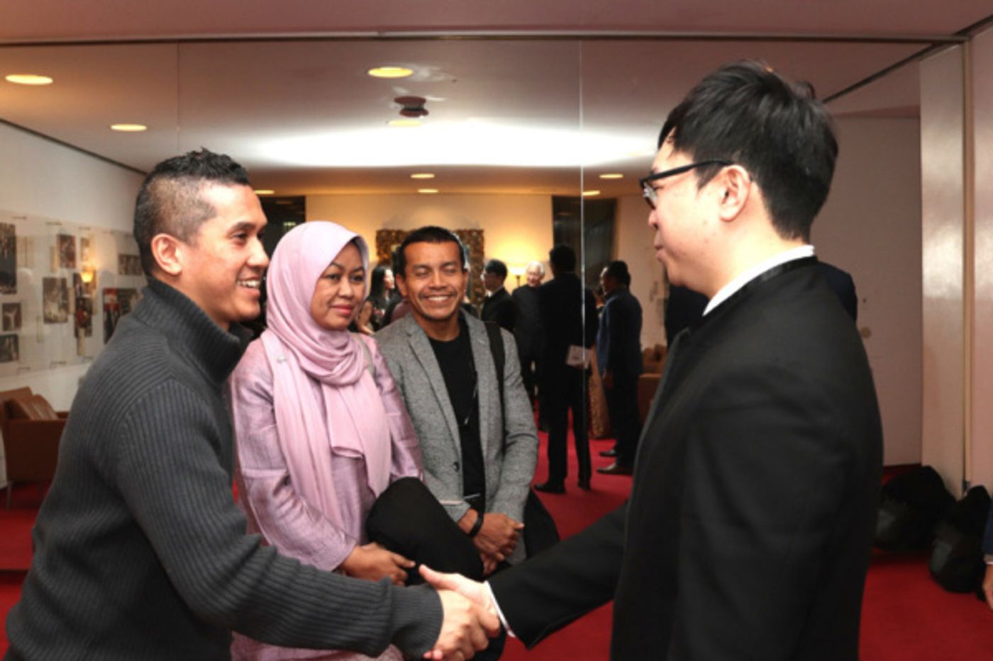 Photo Flash: Kahchun Wong, Bomsori Kim And So Young Park Celebrate New York Philharmonic Debuts In Lunar New Year Concert Photo Flash: Kahchun Wong, Bomsori Kim And So Young Park Celebrate New York Philharmonic Debuts In Lunar New Year Concert Image