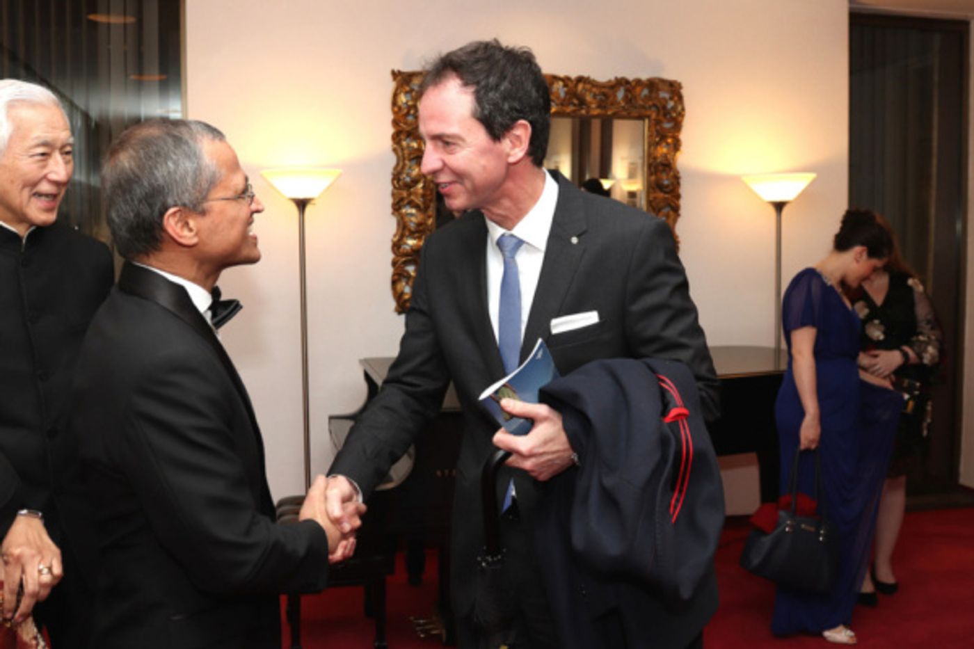 Photo Flash: Kahchun Wong, Bomsori Kim And So Young Park Celebrate New York Philharmonic Debuts In Lunar New Year Concert Photo Flash: Kahchun Wong, Bomsori Kim And So Young Park Celebrate New York Philharmonic Debuts In Lunar New Year Concert Image