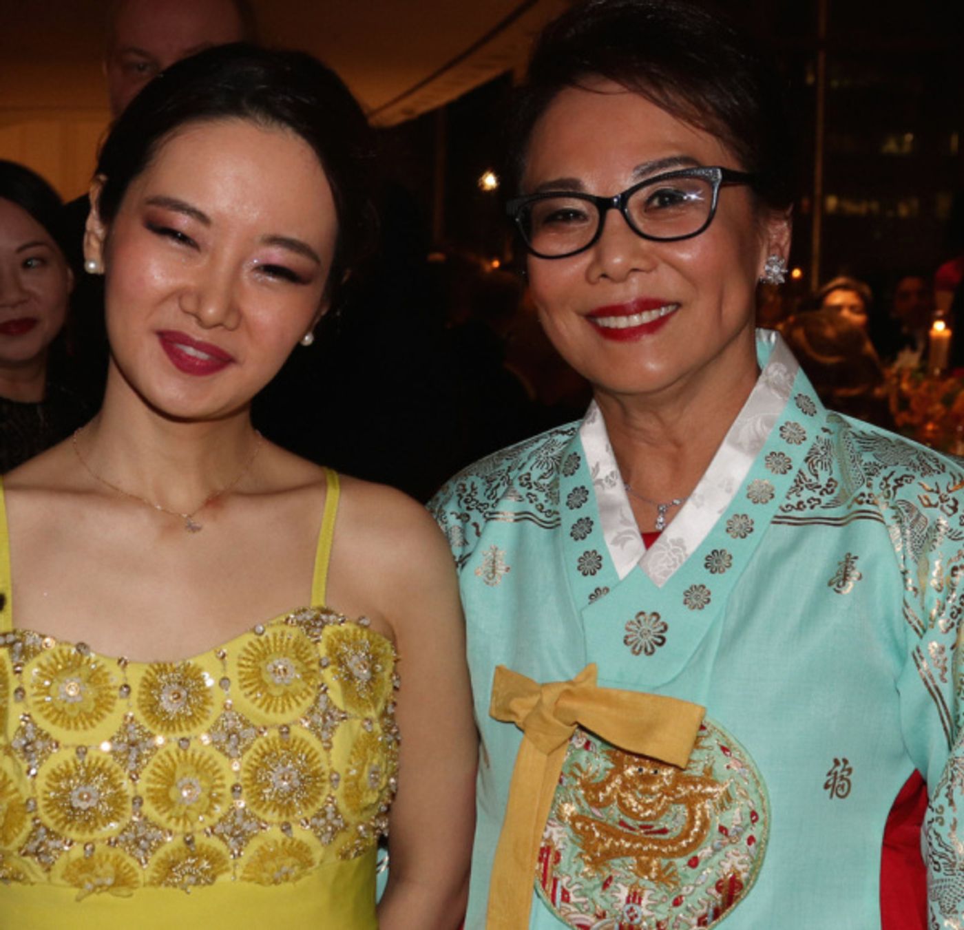 Photo Flash: Kahchun Wong, Bomsori Kim And So Young Park Celebrate New York Philharmonic Debuts In Lunar New Year Concert Photo Flash: Kahchun Wong, Bomsori Kim And So Young Park Celebrate New York Philharmonic Debuts In Lunar New Year Concert Image