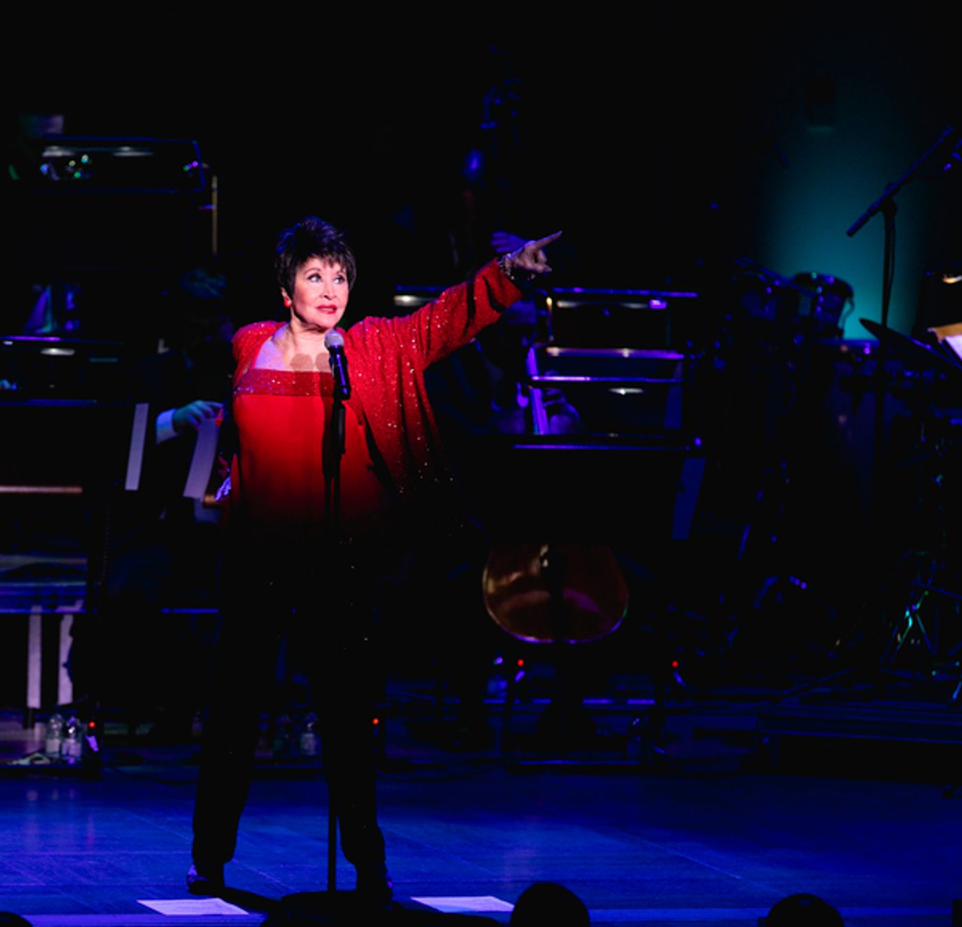 Photo Flash: Chita Rivera Thrills on the London Stage  Image