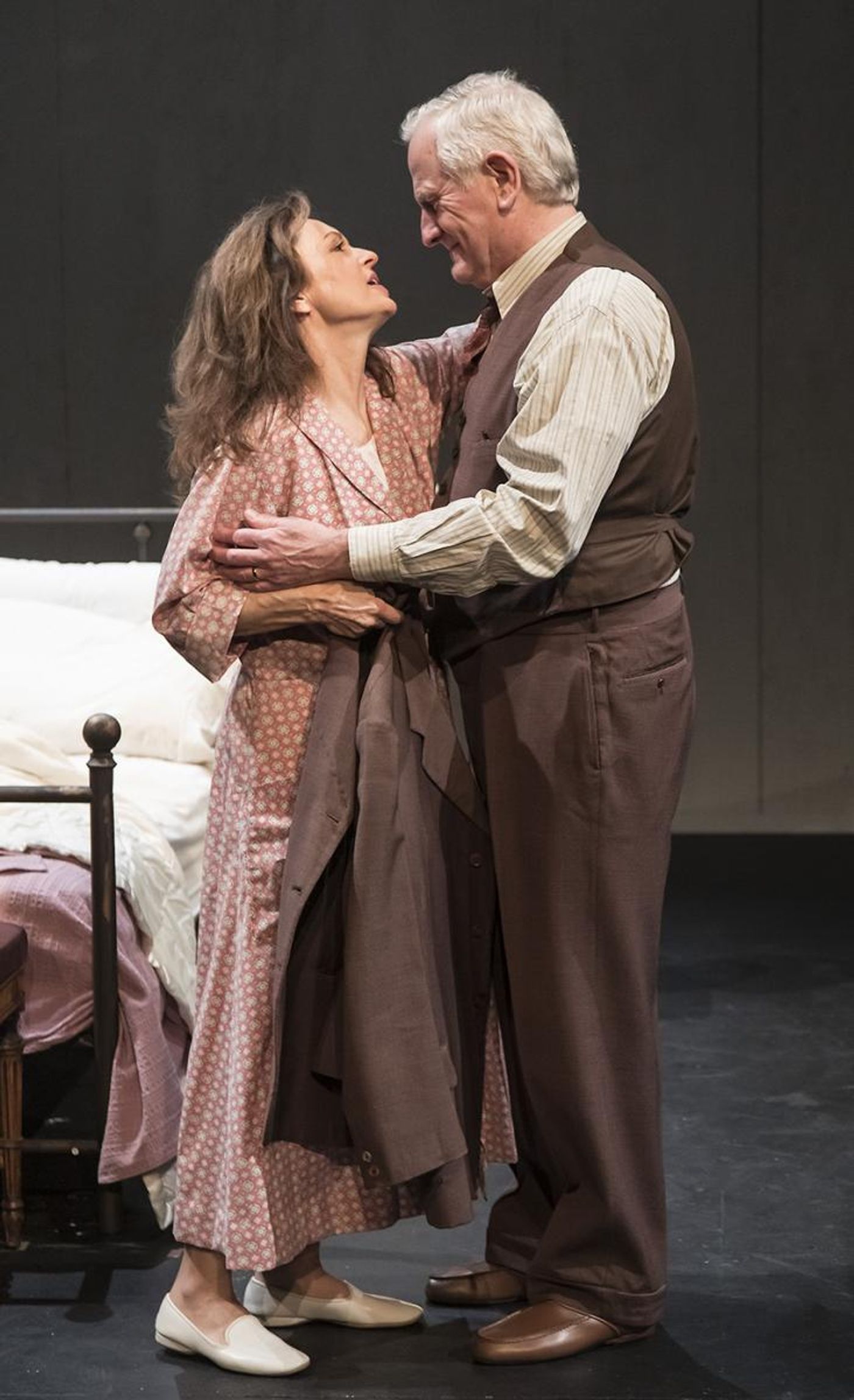 Review: DEATH OF A SALESMAN at Ensemble Theatre Company  Image