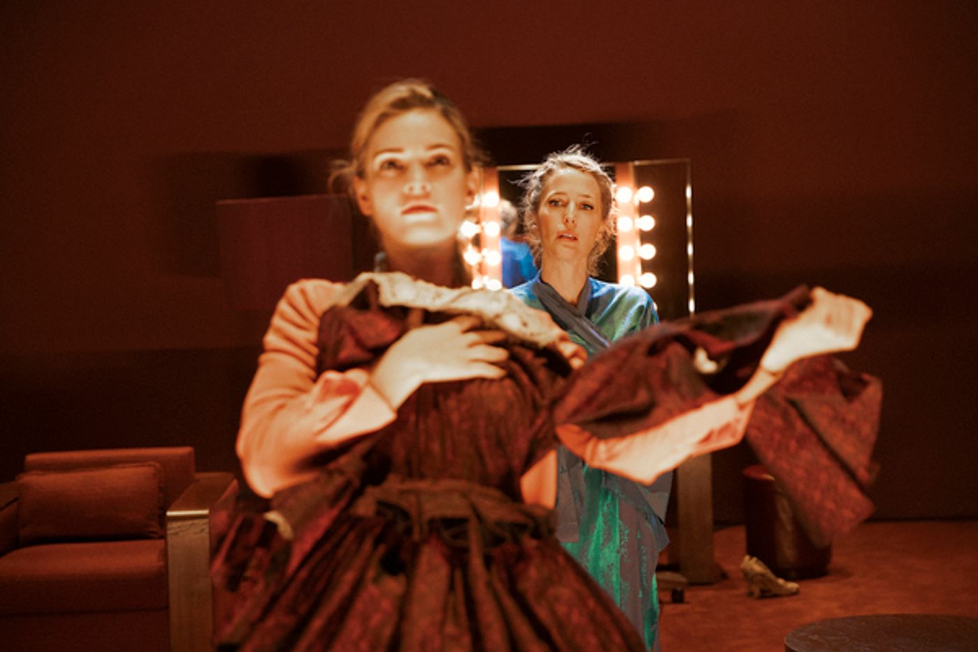 Photo Flash: Check Out More Photos of Gillian Anderson and Lily James in ALL ABOUT EVE  Image