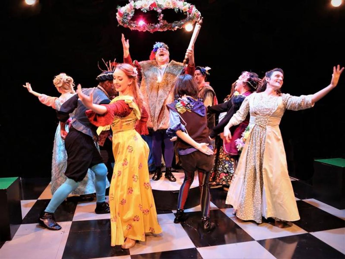 Review: KISS ME, KATE Audiences Are 'So In Love' With Chaffin's Barn's Stunning Revival  Image