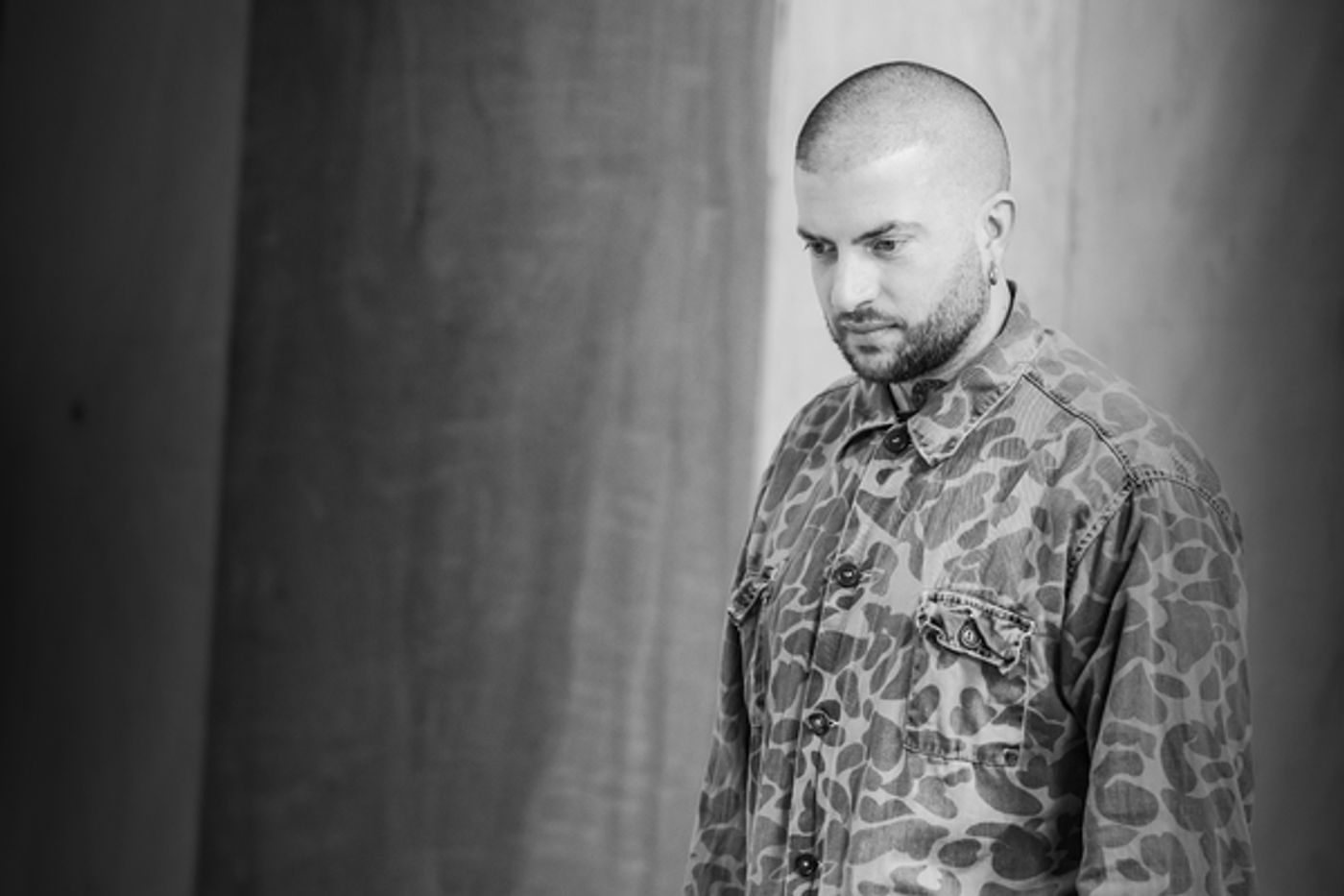 Photo Flash: In Rehearsal with Tom Hiddleston, Charlie Cox and More for BETRAYAL  Image