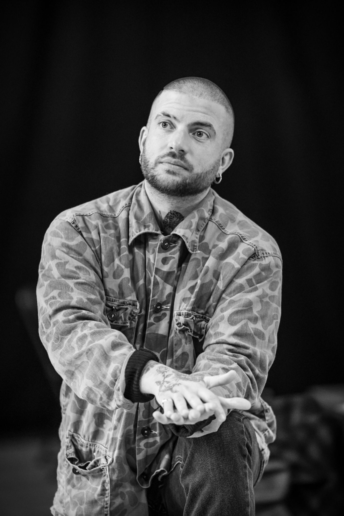 Photo Flash: In Rehearsal with Tom Hiddleston, Charlie Cox and More for BETRAYAL  Image