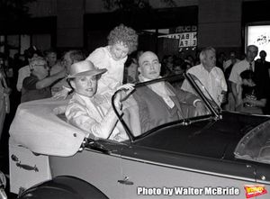 Ann Reinking, Aileen Quinn and Albert Finney during the filming of 'Annie' on locatio Photo