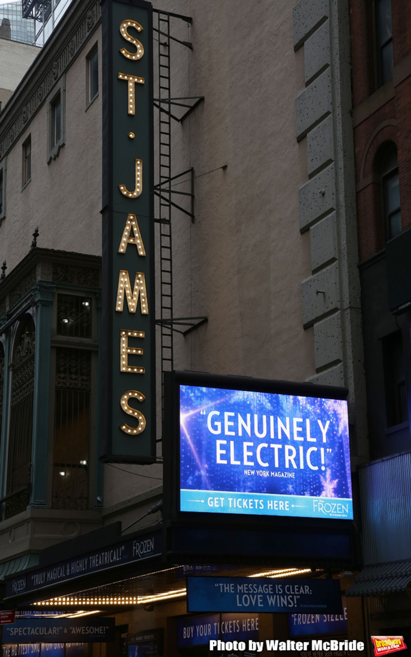 Photos: FROZEN Gets a Marquee Upgrade For 2019  Image
