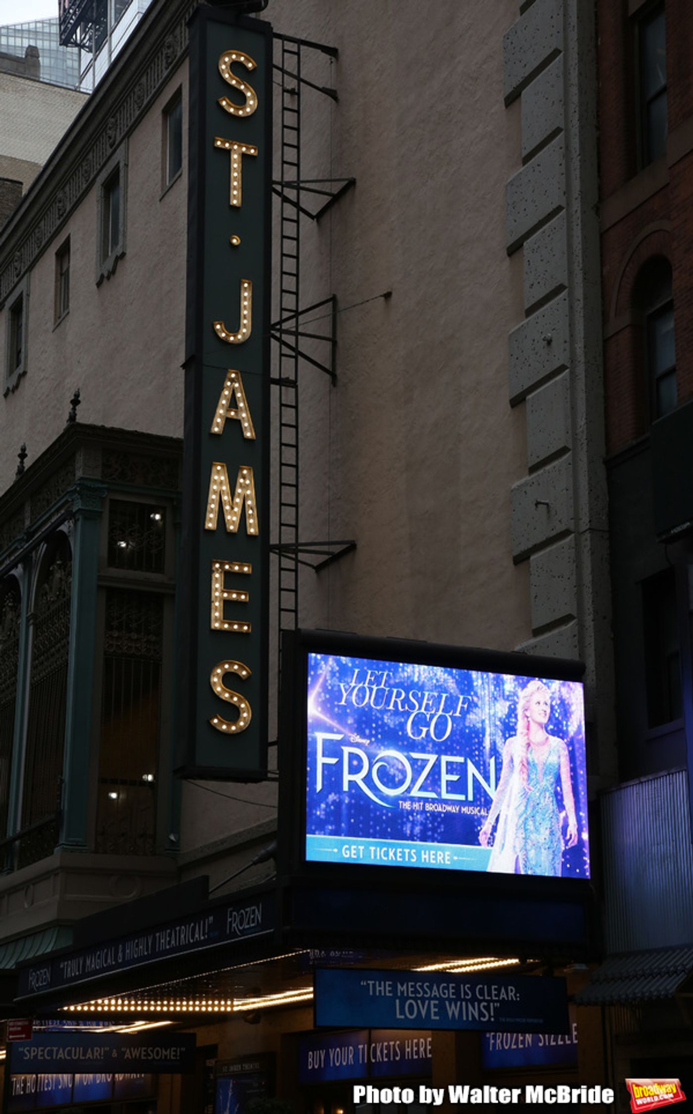 Photos: FROZEN Gets a Marquee Upgrade For 2019  Image