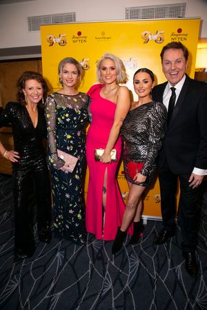 Bonnie Langford (Roz Keith), Caroline Sheen (Violet Newstead), Natalie McQueen (Doral Photo