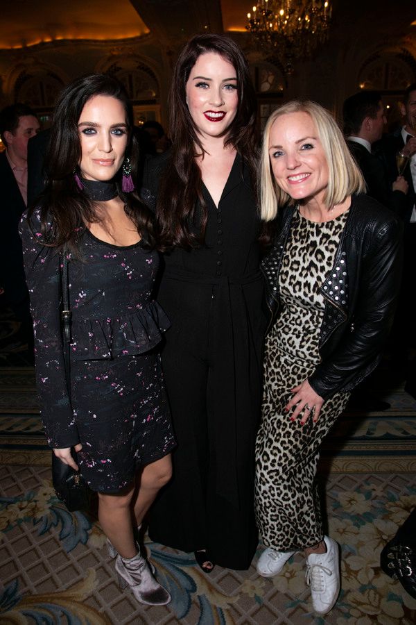 Photo Flash: Dolly Parton and More at the Gala Performance of 9 TO 5 in London — photo 30 of 40