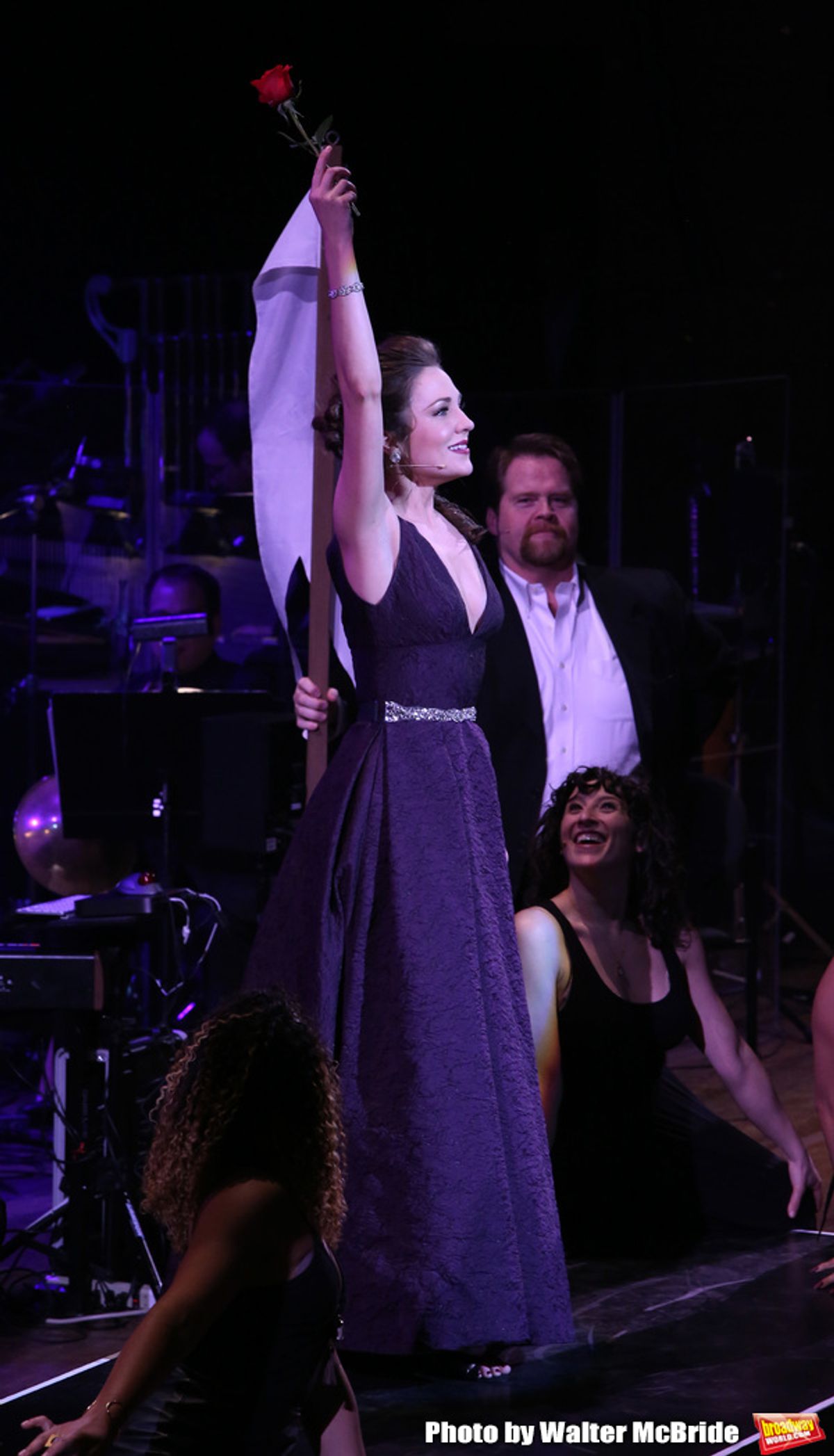 Laura Osnes with cast at 