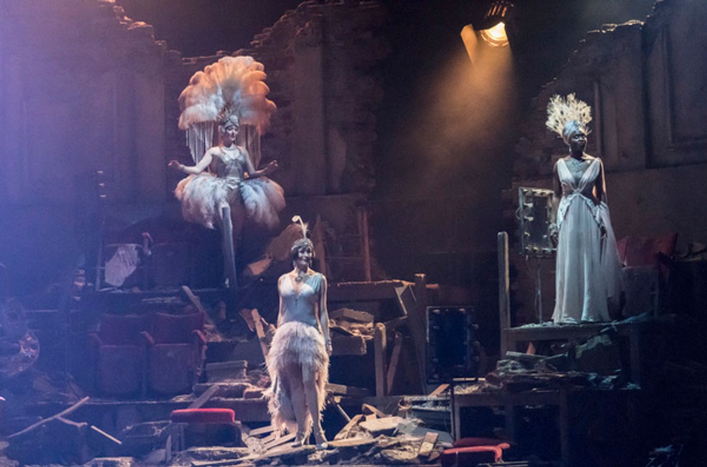 Photo Flash: First Look at National Theatre's FOLLIES  Image