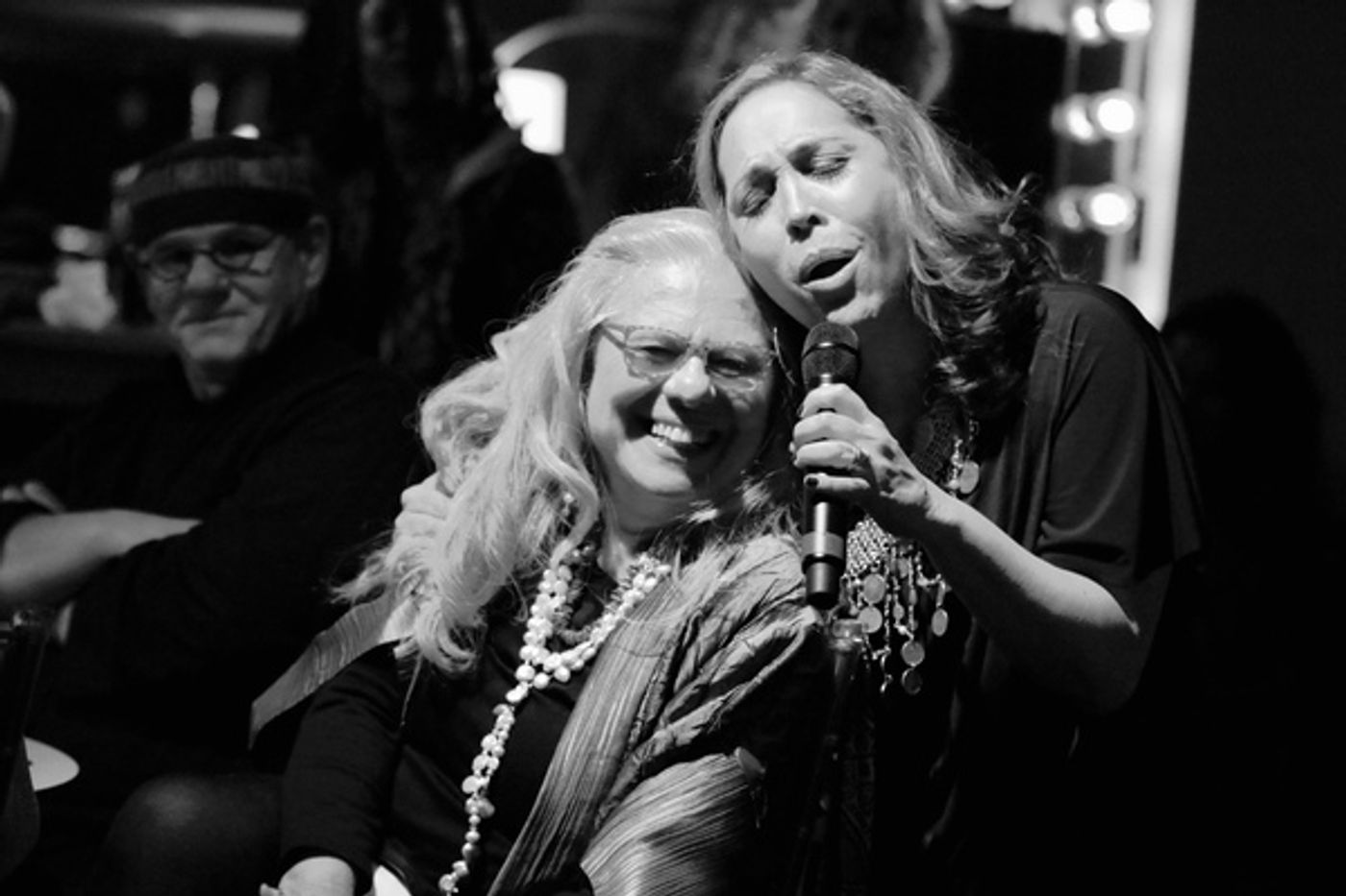 Photo Flash: Stars Sing for World Peace at the Green Room 42  Image