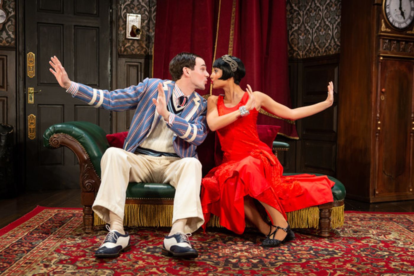 Photo Flash: THE PLAY THAT GOES WRONG Wreaks Havoc Off-Broadway  Image