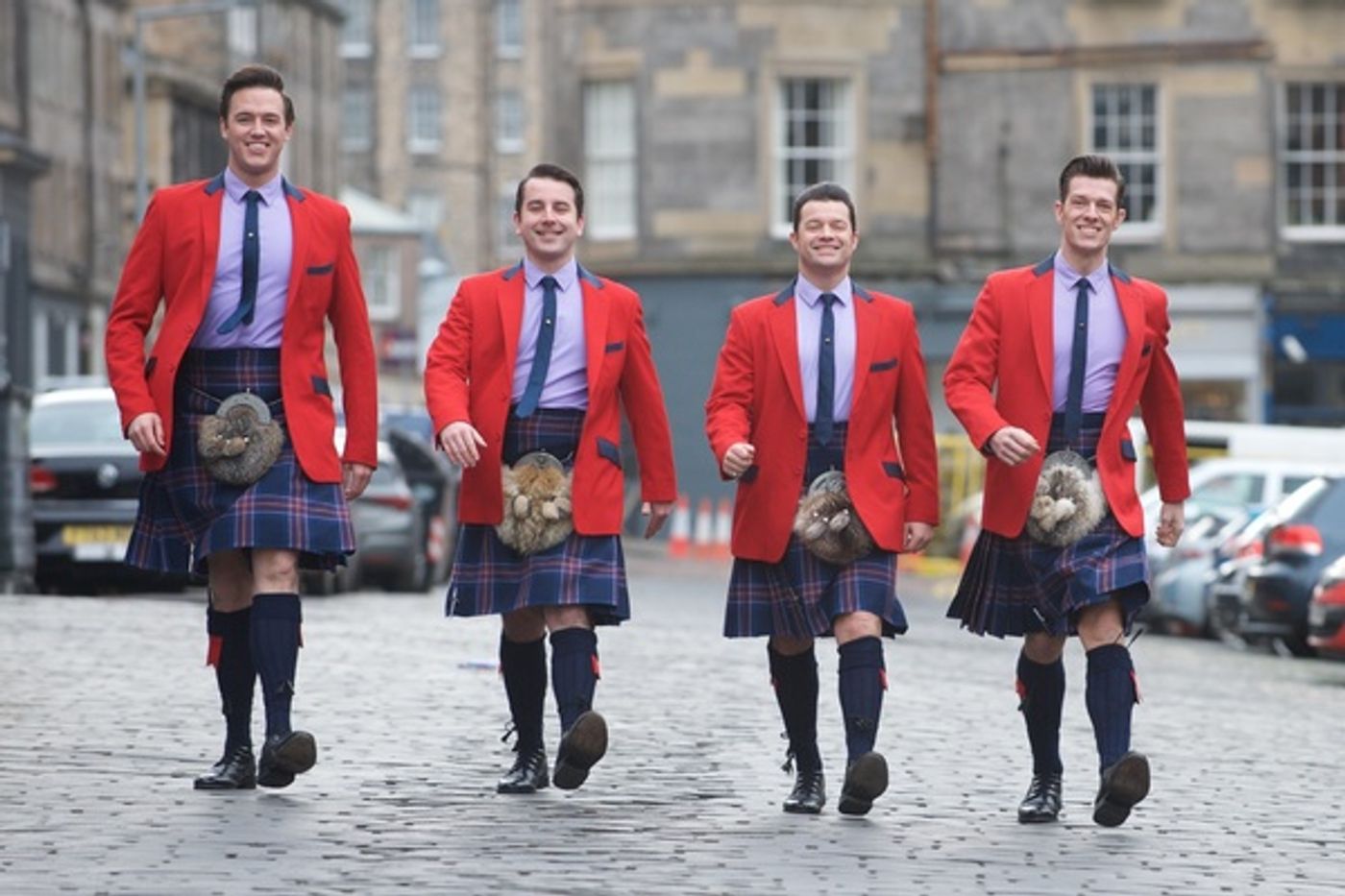 Photo Flash: UK and Ireland Touring Cast of JERSEY BOYS Walks Like a (Scots)Man!  Image