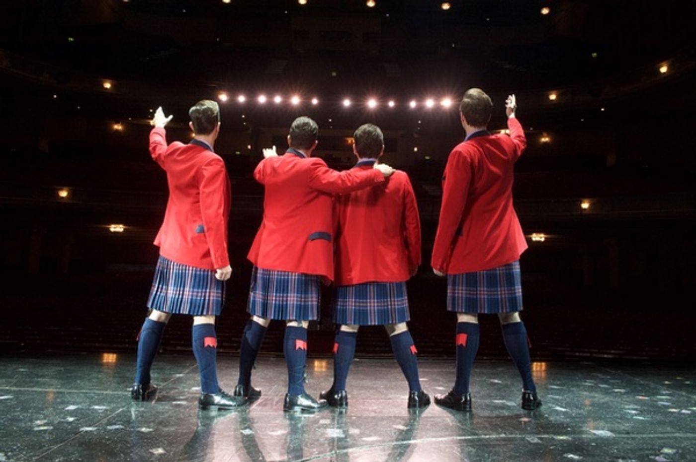Photo Flash: UK and Ireland Touring Cast of JERSEY BOYS Walks Like a (Scots)Man!  Image