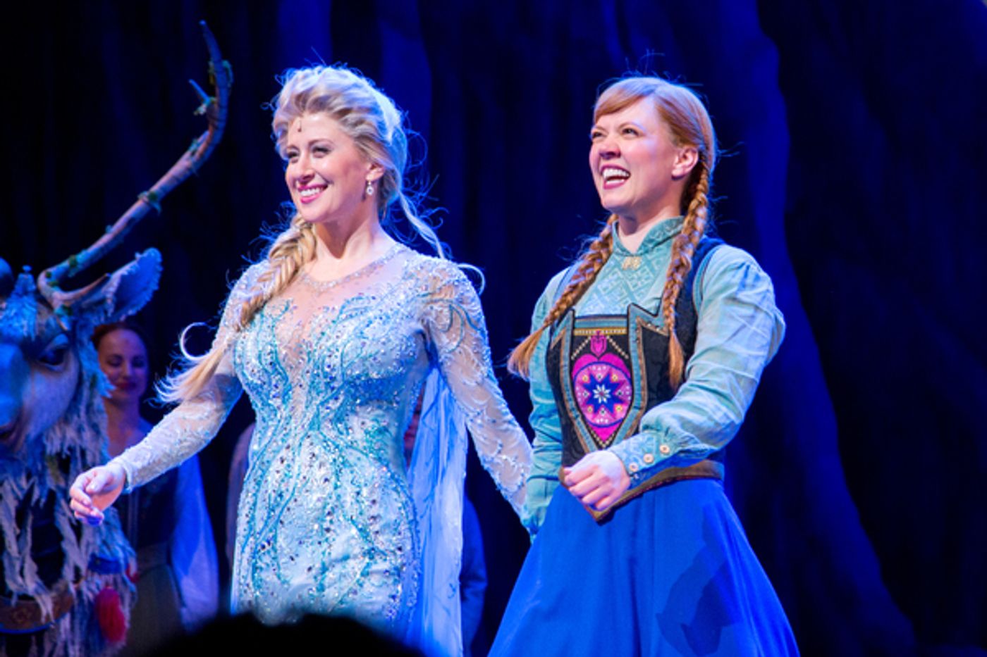 Photo Coverage: Joe Carroll, Ryann Redmond & Noah J. Ricketts Take First Bows in FROZEN  Image
