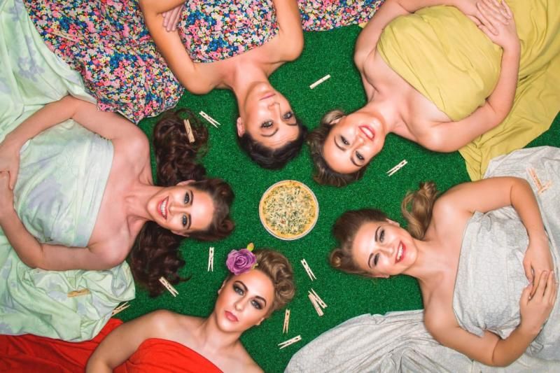 Review: 5 LESBIANS EATING A QUICHE is a Delicious Helping of a Cheeky Comedy  Image