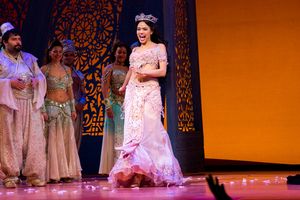 Arielle Jacobs @ BroadwayWorld Arielle Jacobs Photo