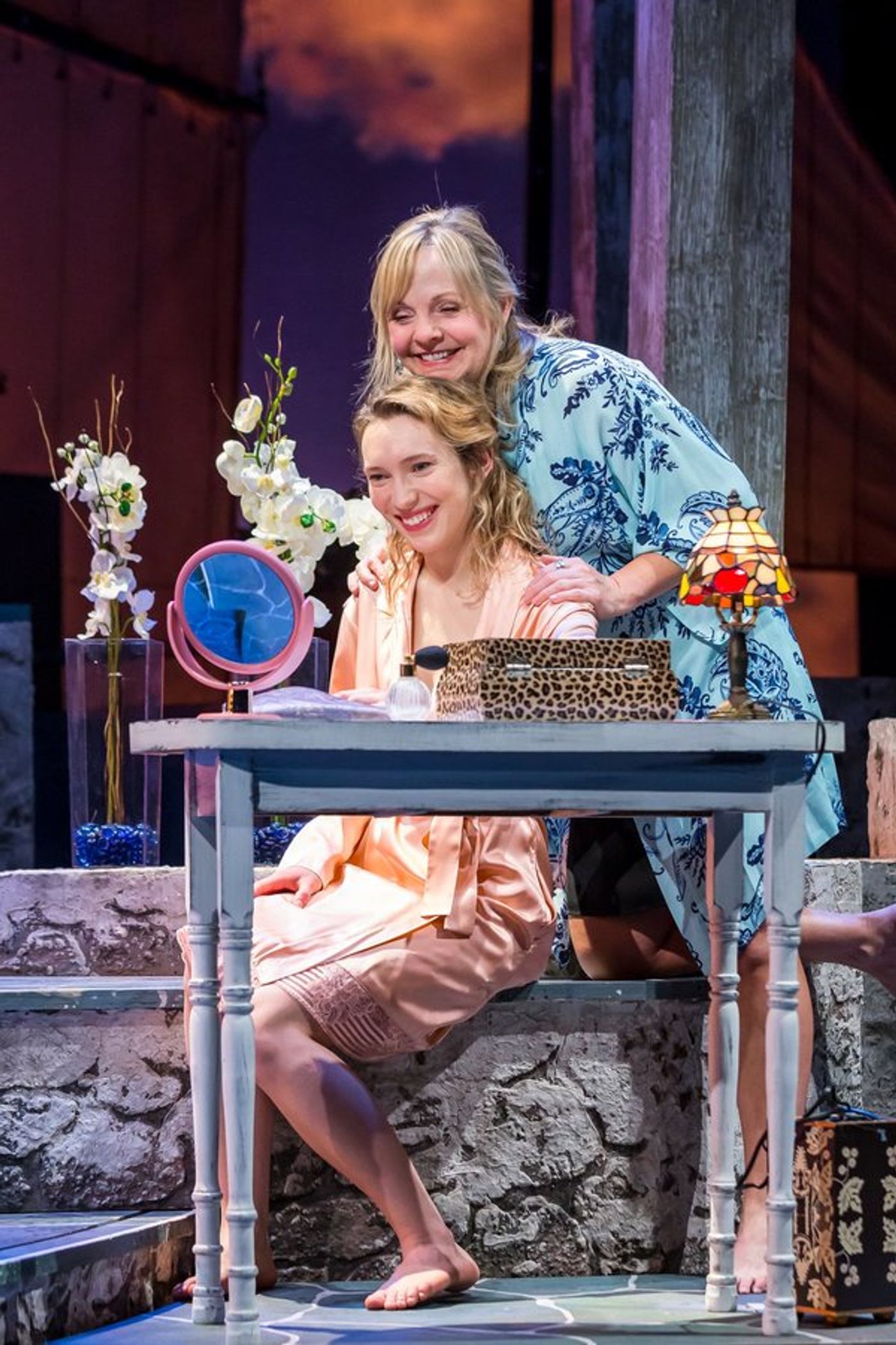 Photo Flash: Get A First Look At MAMMA MIA! at the Drury Lane Theatre  Image