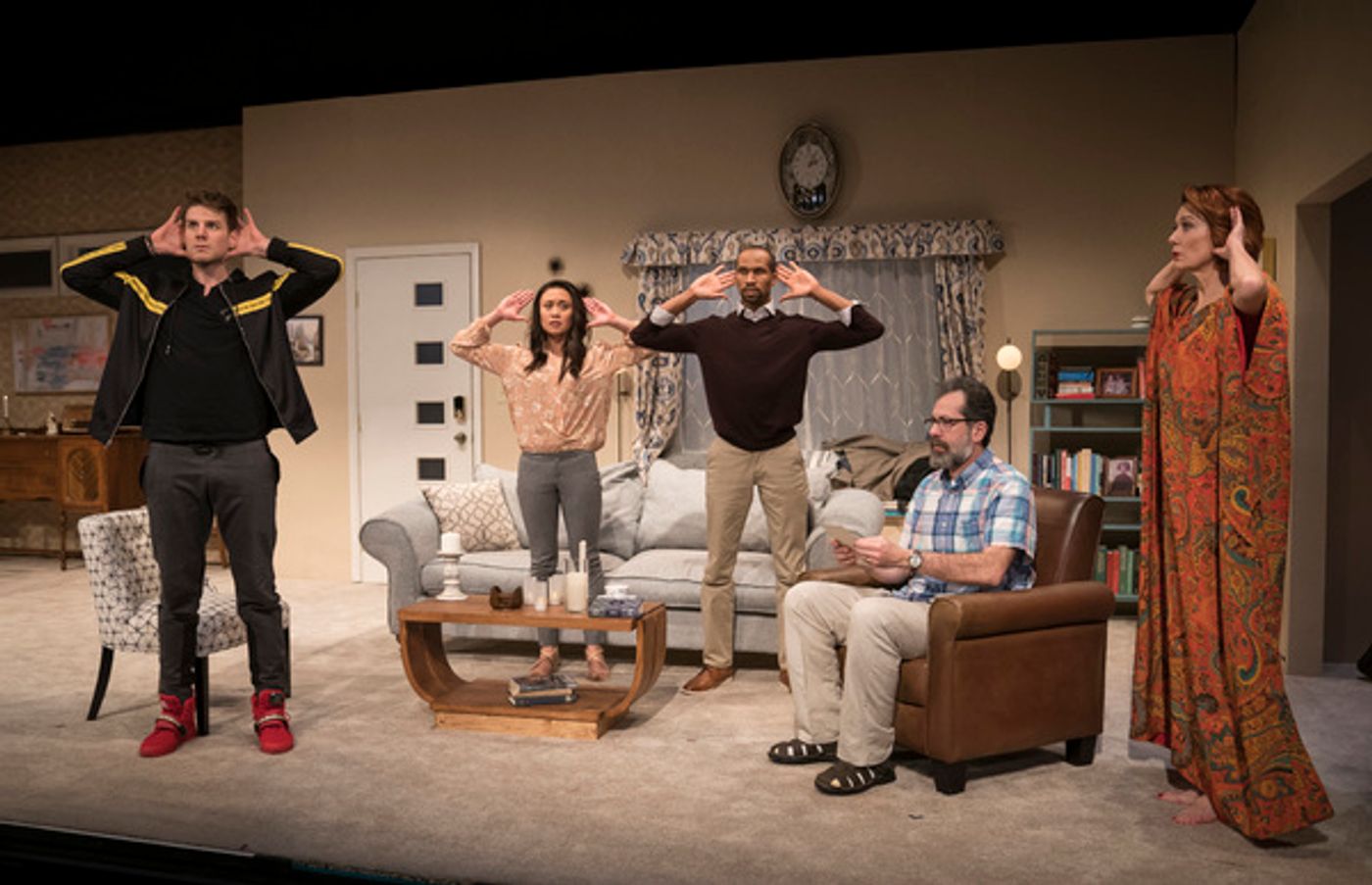 Photo Flash: First Look at ACT(S) OF GOD at Lookingglass Theatre  Image