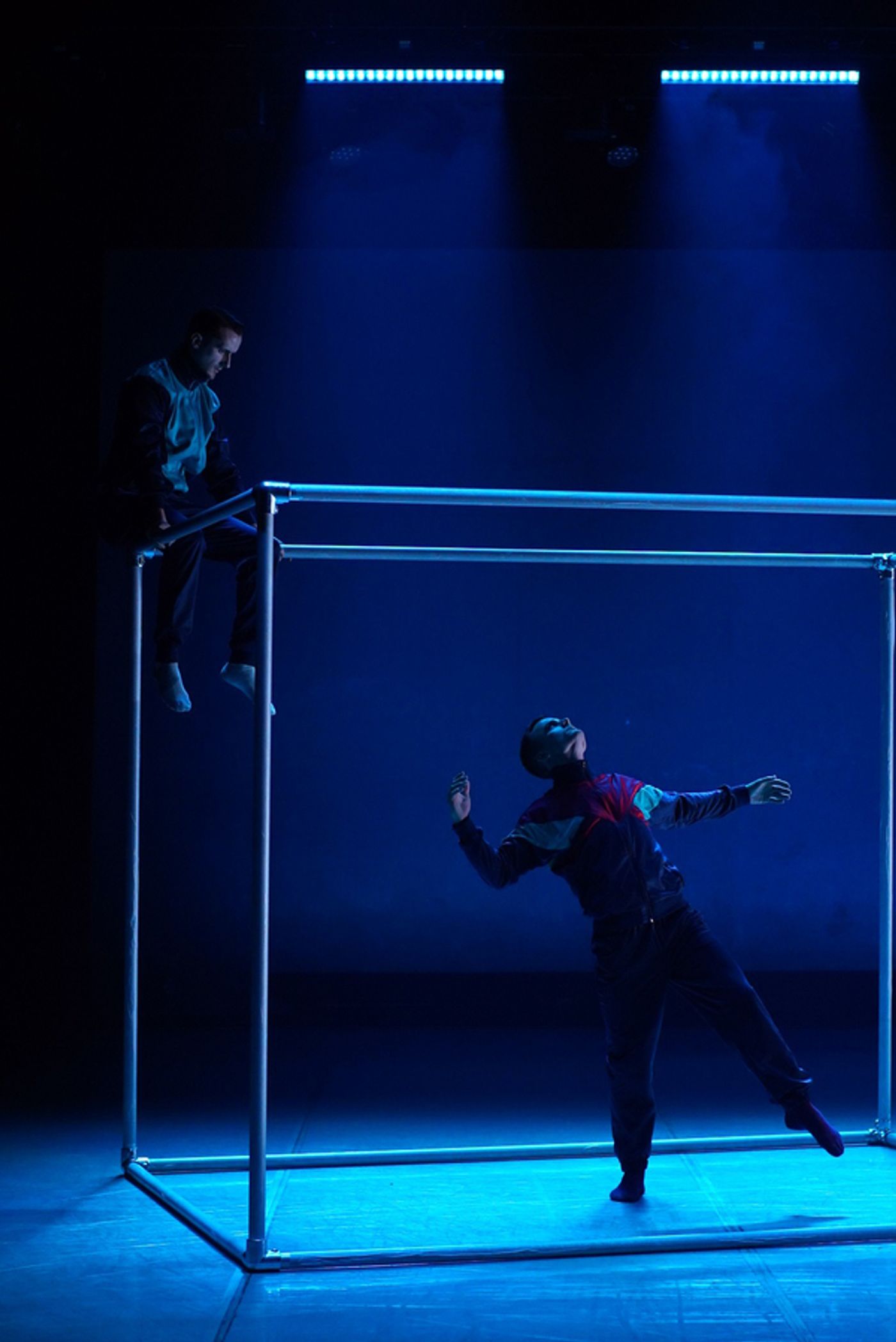 Photo/Video: Get an Inside Look at BalletBoyz' THEM/US  Image