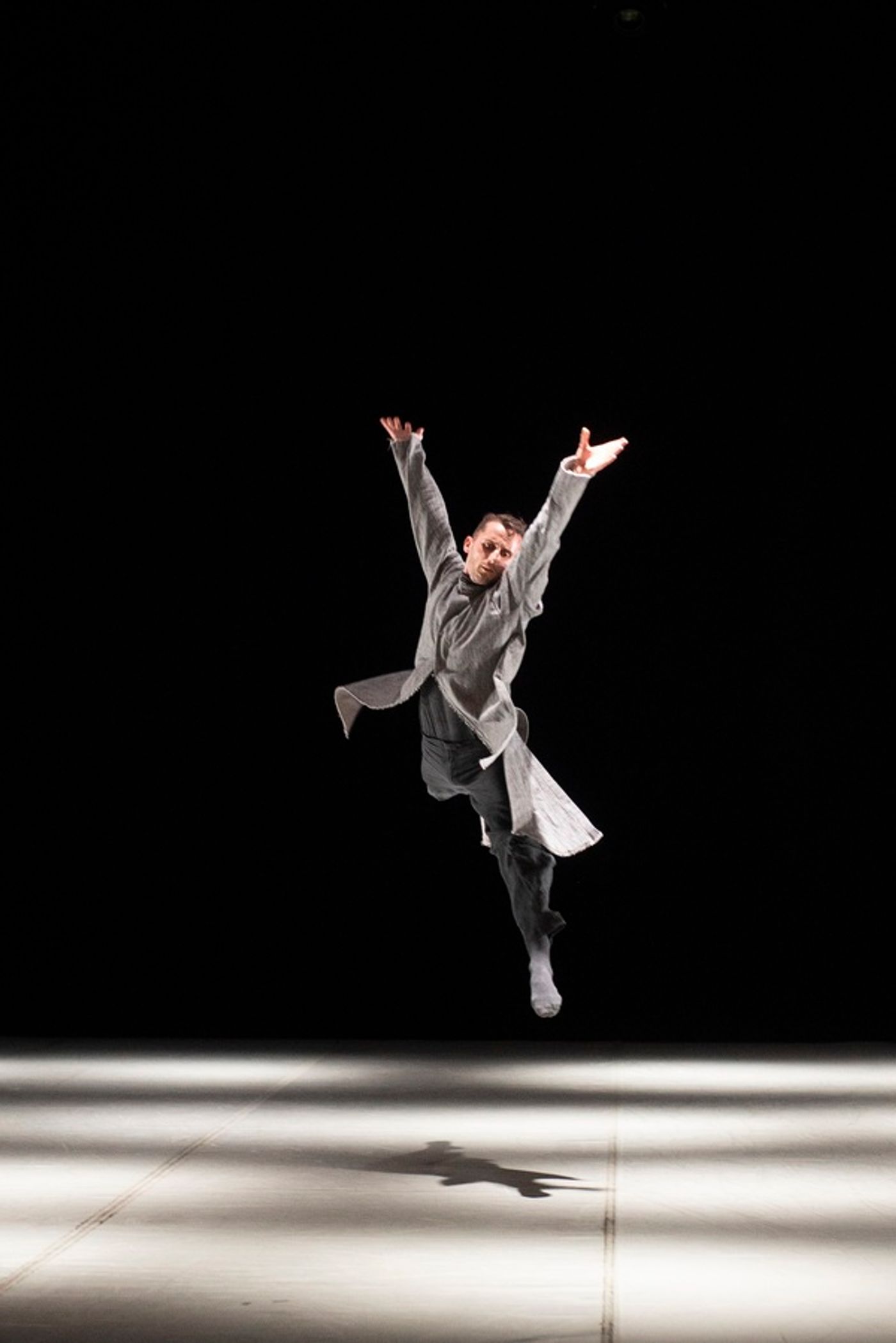 Photo/Video: Get an Inside Look at BalletBoyz' THEM/US  Image