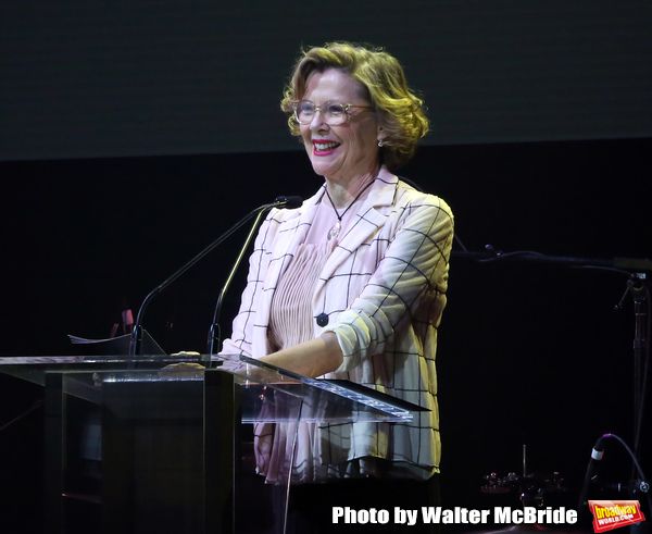 Annette Benning  Photo