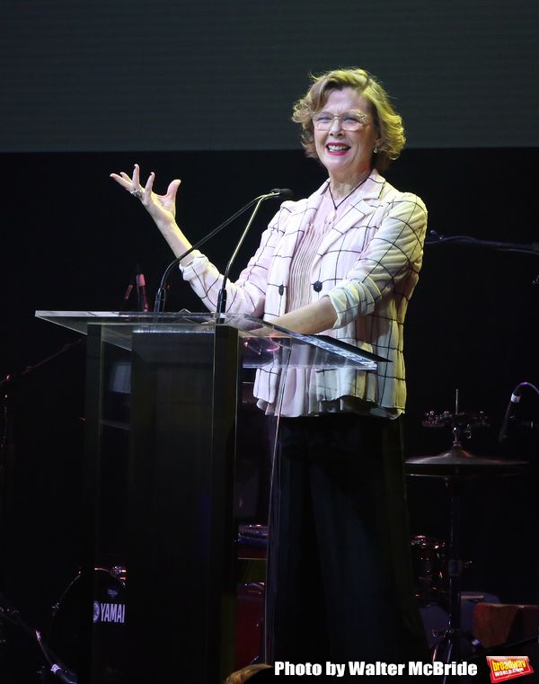 Annette Benning  Photo