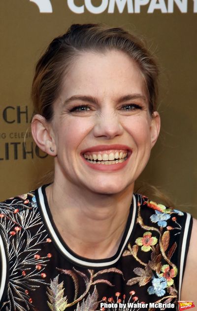 Anna Chlumsky Photo