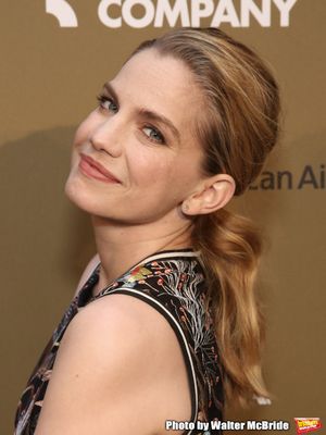 Anna Chlumsky Photo