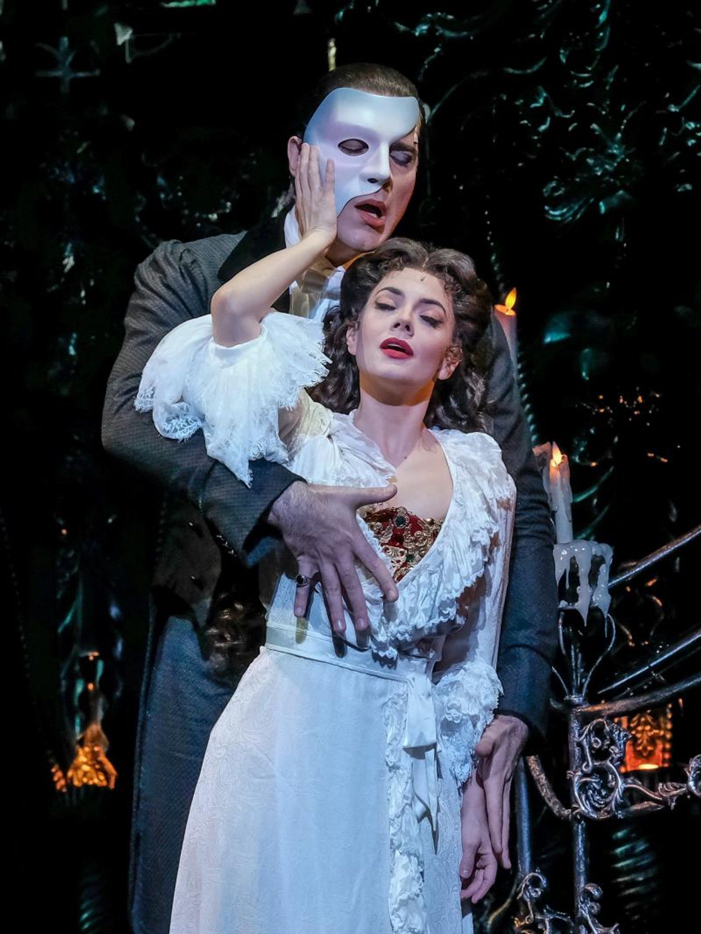 PHOTOS: First Look at The New World Tour of THE PHANTOM OF THE OPERA  Image