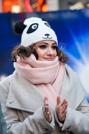 Isabelle McCalla Photo